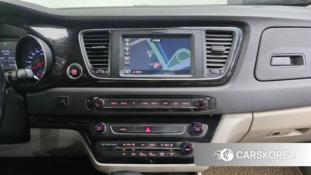 Kia The New Carnival 2019 Белый из Кореи, фото 5