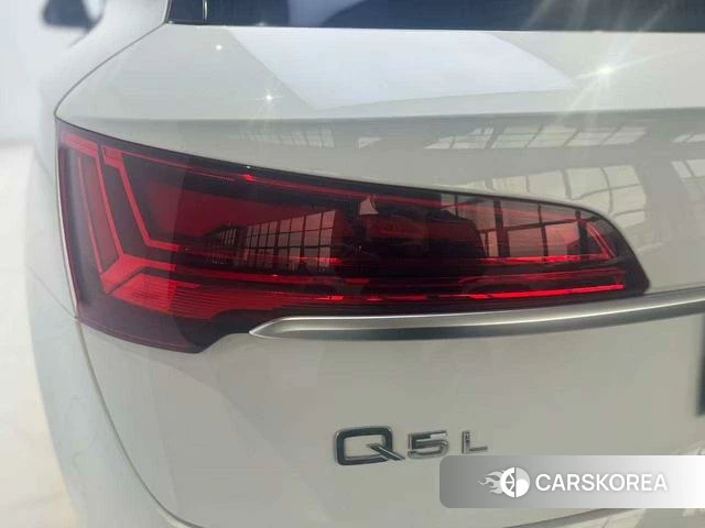Audi Q5L 2022 Белый из Китая, фото 5