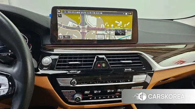 BMW 5 Series (G30) 2023 Серый из Кореи, фото 5