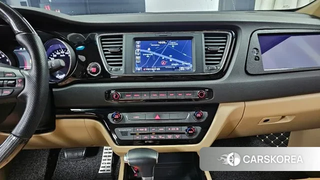 Kia The New Carnival 2018 Черный из Кореи, фото 5