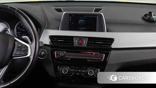 BMW X1 (F48) 2019 Черный из Кореи, фото 5