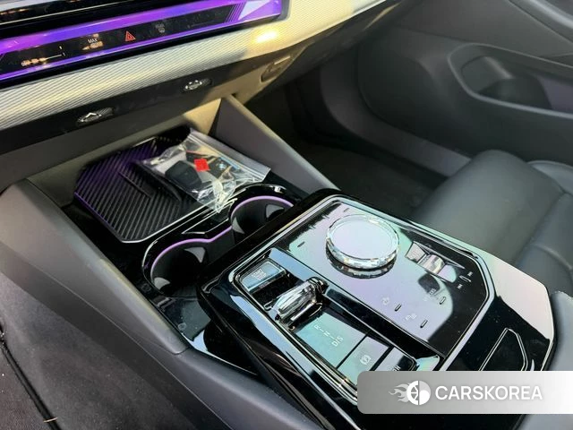 BMW 5 Series (G60) 2024 Белый из Кореи, фото 5