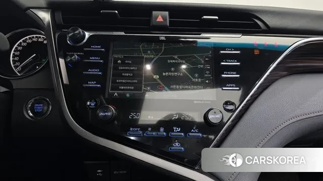 Toyota Camry (XV70) 2018 Коричневый из Кореи, фото 5