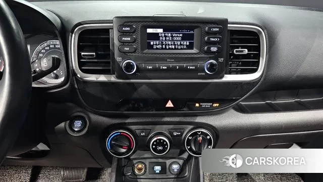 Hyundai Venue 2020 Белый из Кореи, фото 5