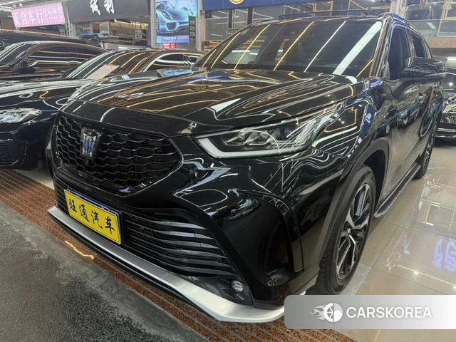 Toyota Crown Lufang 2023 Черный из Китая, фото 5
