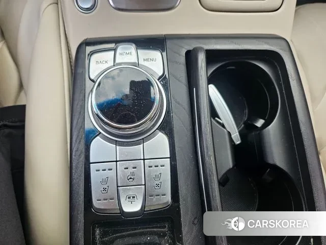 Genesis G90 2018 Песочный из Кореи, фото 5