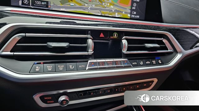 BMW X7 (G07) 2021 Черный из Кореи, фото 5