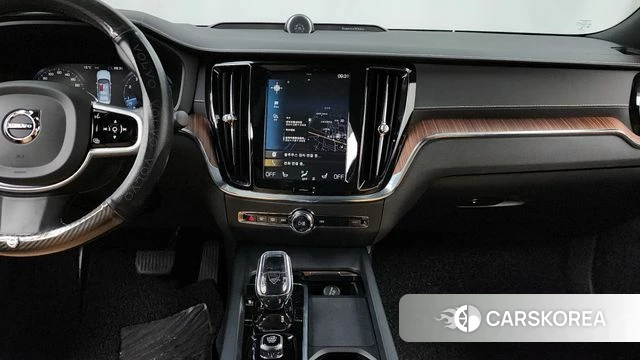 Volvo S60 3rd generation 2020 Белый из Кореи, фото 5