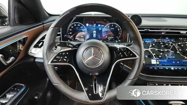 Mercedes-Benz E-Class W214 2024 Черный из Кореи, фото 5
