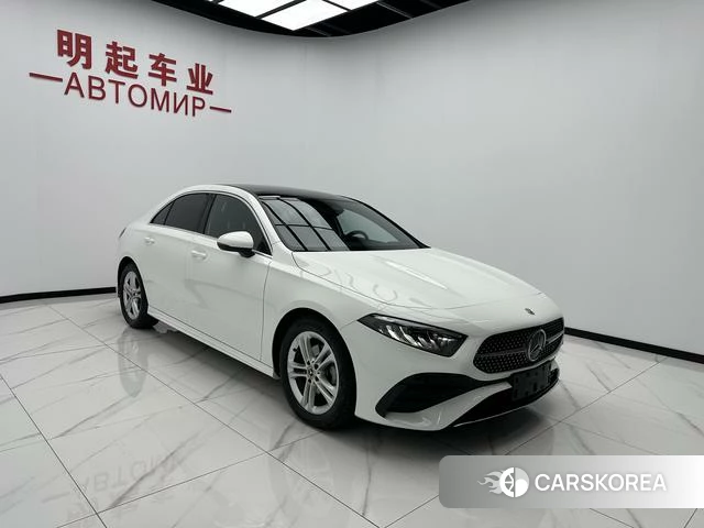 Mercedes-Benz Class A 2023 Белый из Китая, фото 5