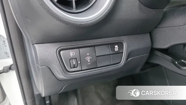 Kia The New K3 2nd generation 2023 Белый из Кореи, фото 5