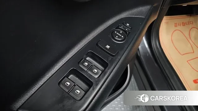 Kia Stonic 2019 Серый из Кореи, фото 5