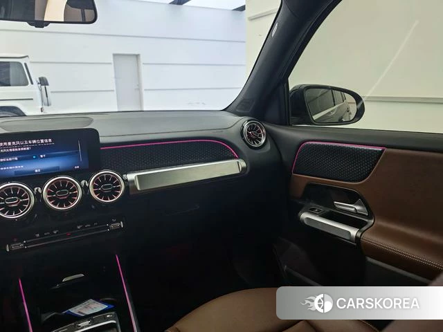 Mercedes-Benz GLB id 4216981 из Китая 5
