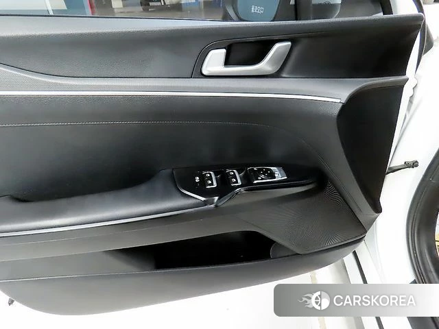 Kia K5 3rd generation 2021 Белый из Кореи, фото 5
