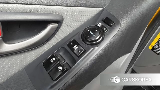 Hyundai The New Grand Starex 2021 Желтый из Кореи, фото 5