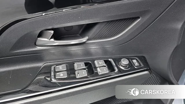 Ssangyong Beautiful Korando 2019 Серый из Кореи, фото 5