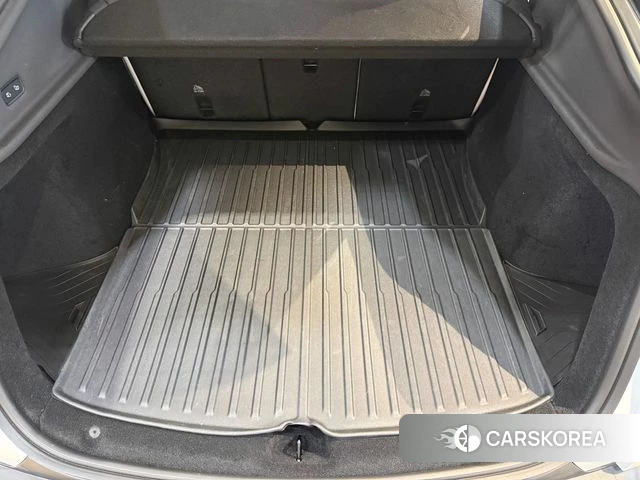 Tesla Model Y 2025 Белый из Кореи, фото 5