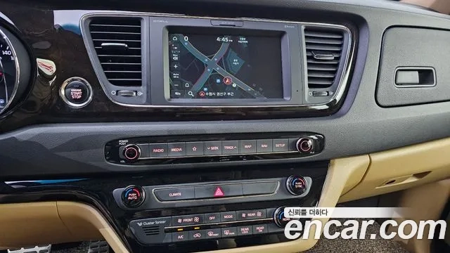 Kia The New Carnival 2018 Черный из Кореи, фото 5