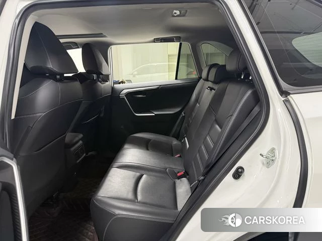 Toyota RAV4 Rongfang 2023 Белый из Китая, фото 5