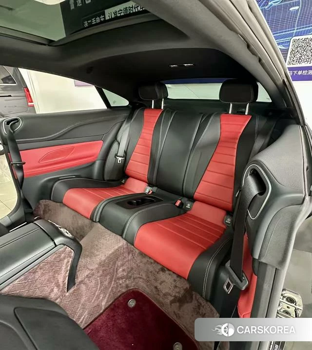 Mercedes-Benz E-class (imported) 2023 Темно-серый из Китая, фото 5
