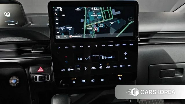 Hyundai Staria 2022 Белый из Кореи, фото 5