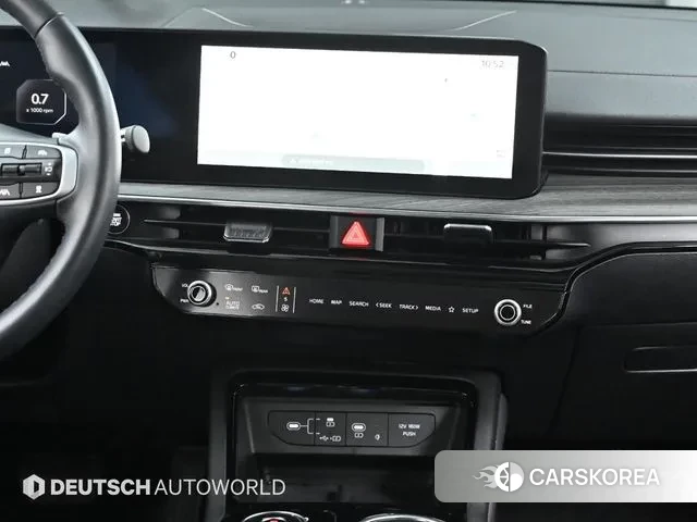 Kia The New K5 3rd generation 2024 Белый из Кореи, фото 5