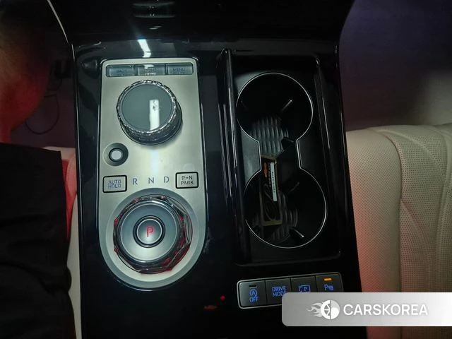 Genesis G80 (RG3) 2024 Жемчужный цвет из Кореи, фото 5