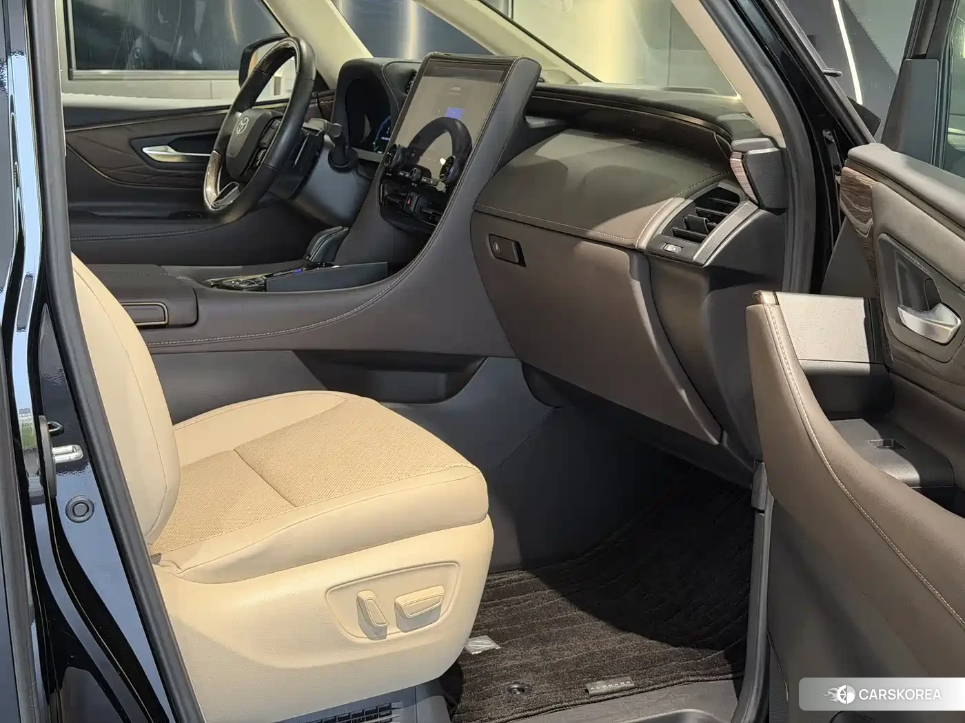 Toyota Elfa 2023 Черный из Китая, фото 6