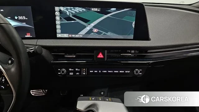 Kia EV6 2023 Белый из Кореи, фото 5