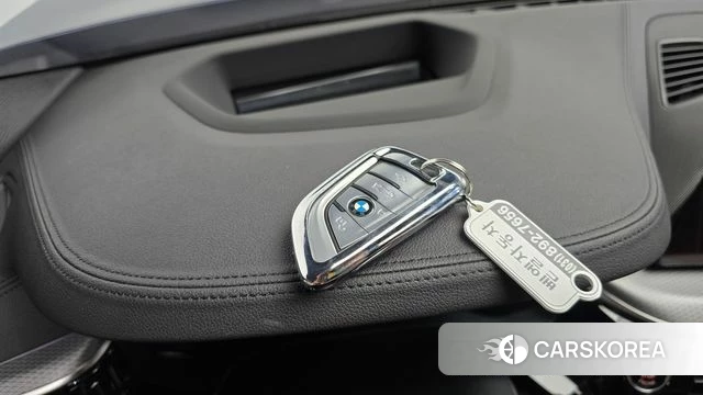 BMW 5 Series (G30) 2019 Синий из Кореи, фото 5