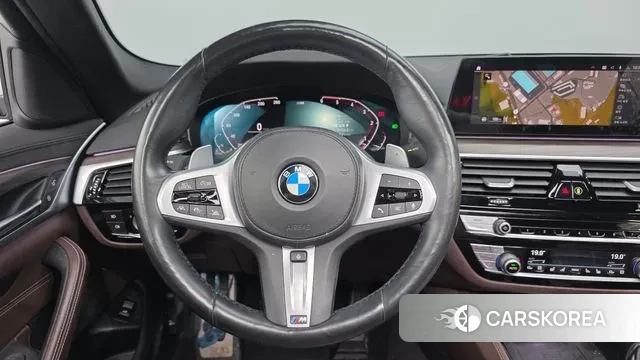 BMW 5 Series (G30) 2020 Белый из Кореи, фото 5