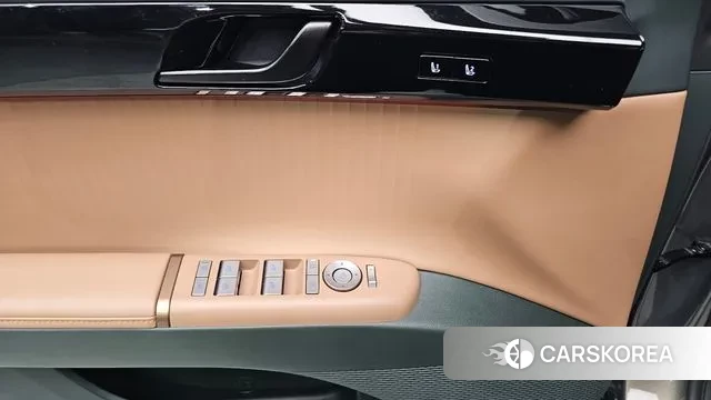 Hyundai Grandeur Hybrid (GN7) id 2900068 из Кореи 5