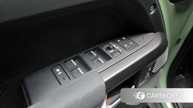 Land Rover Defender (L663) 2023 Зеленый из Кореи, фото 5