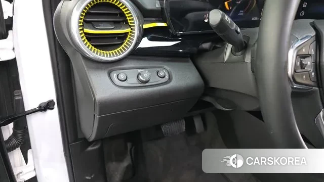 Chevrolet (GM Daewoo) Trax Crossover 2023 Белый из Кореи, фото 5