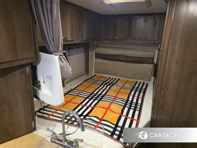 Ford Transit 2018 Жемчужный цвет из Кореи, фото 5