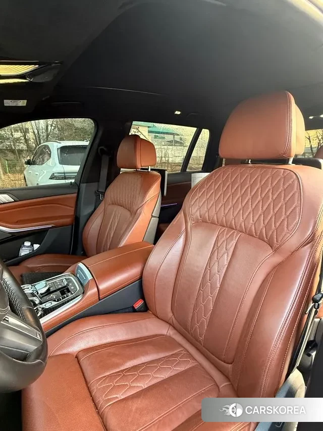 BMW X7 (G07) 2022 Белый из Кореи, фото 5