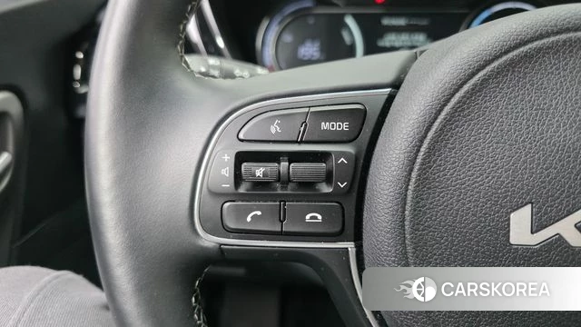 Kia Niro Plus 2022 Серебристо-серый из Кореи, фото 5