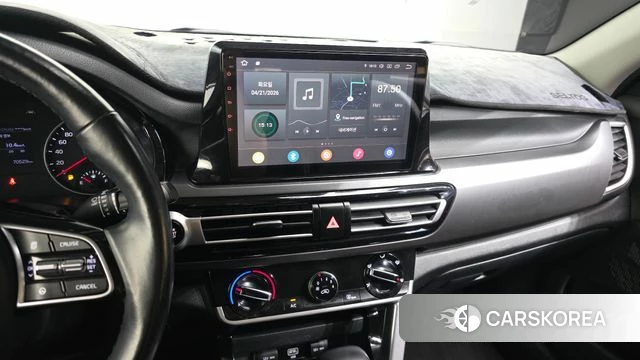 Kia Seltos 2019 Белый из Кореи, фото 5