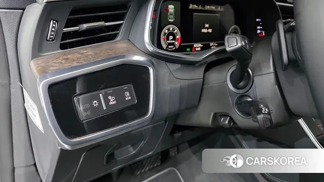 Audi A7 (4K) 2021 Белый из Кореи, фото 5