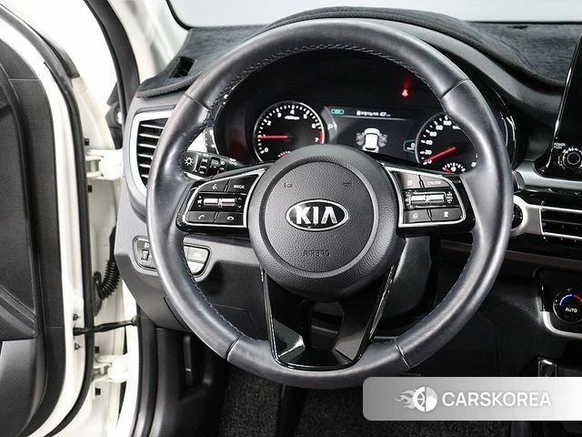 Kia Seltos 2020 Белый из Кореи, фото 5