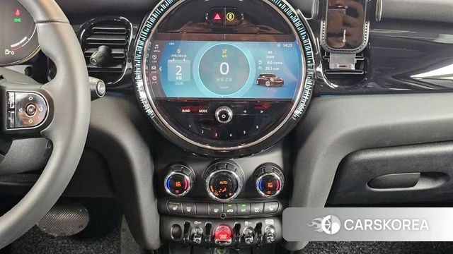 Mini Cooper 2023 Черный из Кореи, фото 5