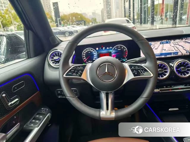 Mercedes-Benz GLB 2025 Черный из Китая, фото 5
