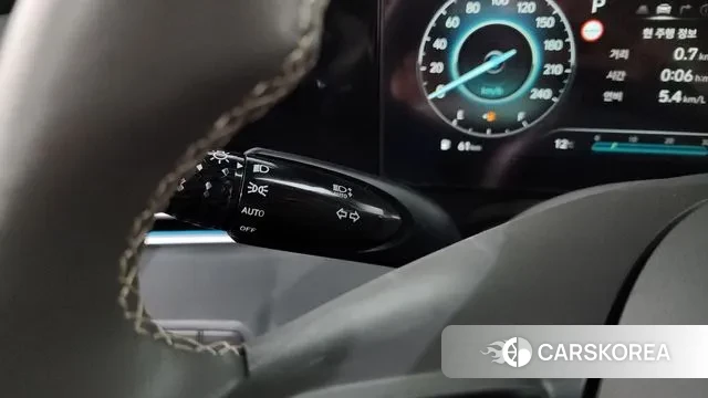 Hyundai The New Avante (CN7) 2023 Белый из Кореи, фото 5