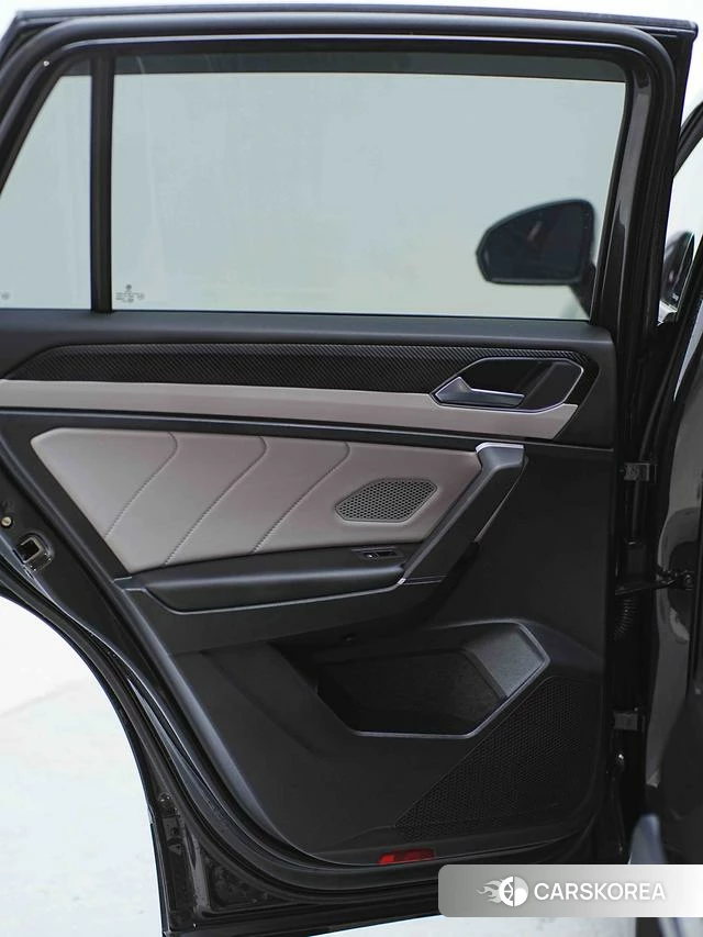 Volkswagen Tanyue 2023 Черный из Китая, фото 5