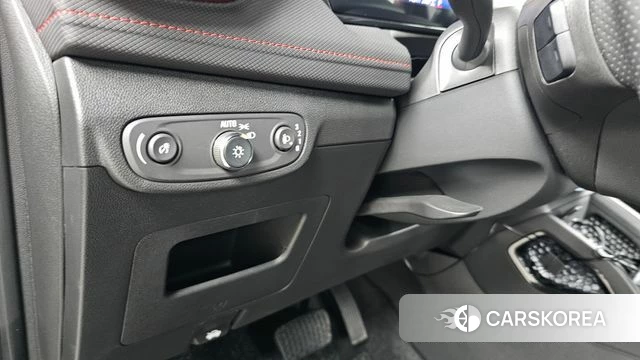 Chevrolet (GM Daewoo) The New Trail Blazer 2024 Черный из Кореи, фото 5