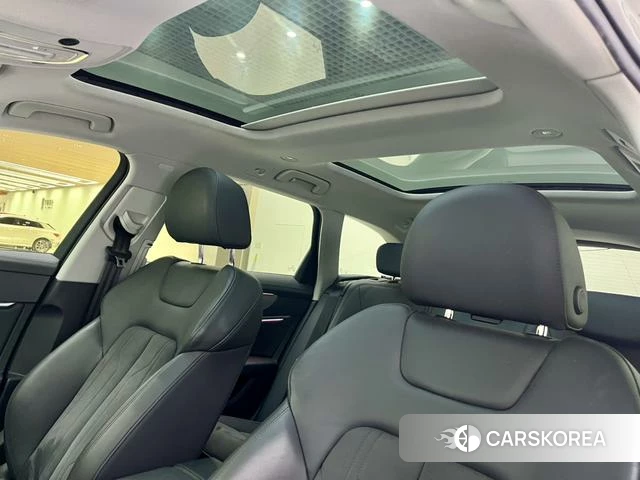 Audi A6 (import) 2023 Темно-серый из Китая, фото 5
