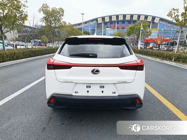 Lexus UX 2021 Белый из Китая, фото 5