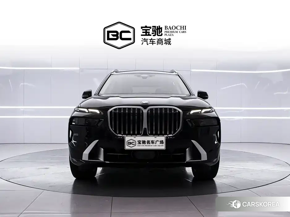 BMW X7 2024 Черный из Китая, фото 5