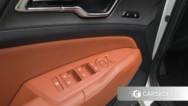 Kia The New Sportage 5th Generation Hybrid 2025 Белый из Кореи, фото 5
