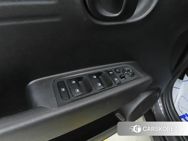 Hyundai Casper 2022 Светло-серебряный цвет из Кореи, фото 5